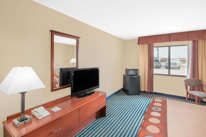Room 17 of 21