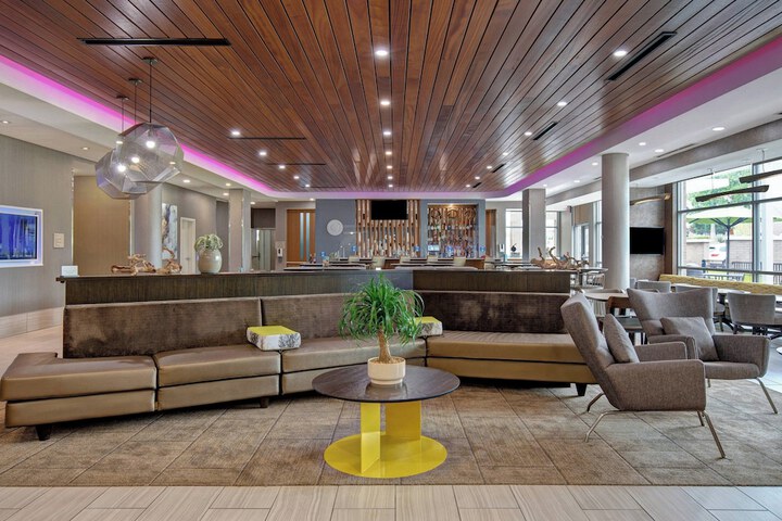 Hotel Interior 11 of 34