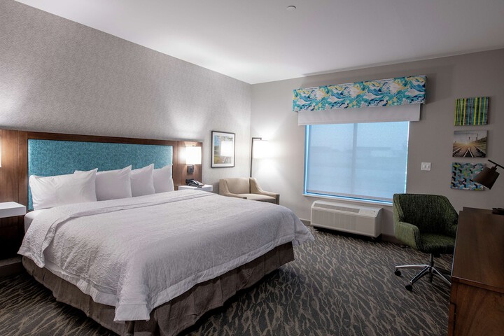 Room 40 of 72