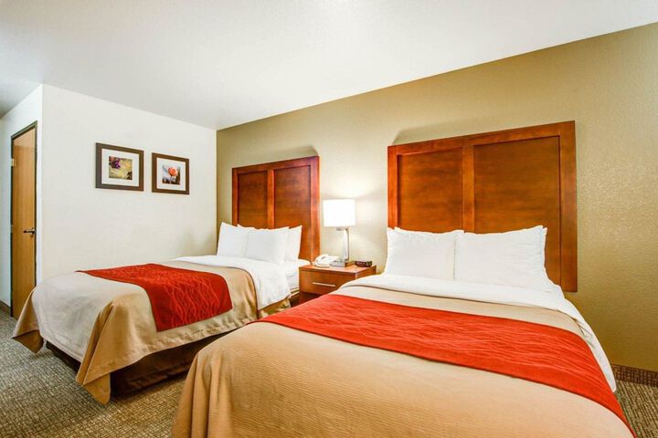 Comfort Inn Fontana