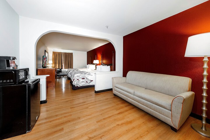 Room 20 of 43