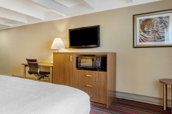 Room 20 of 29
