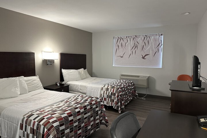 Room 10 of 26