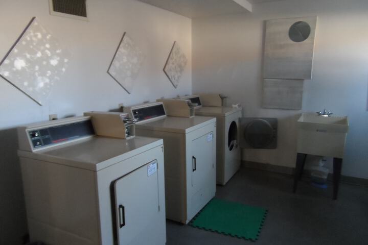 Room 10 of 14