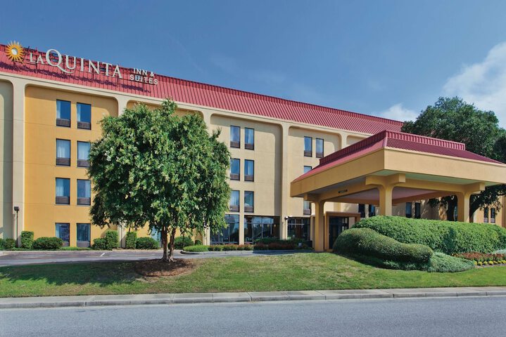 Hotel 3 of 27