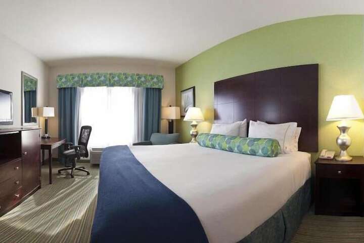 Room 14 of 35