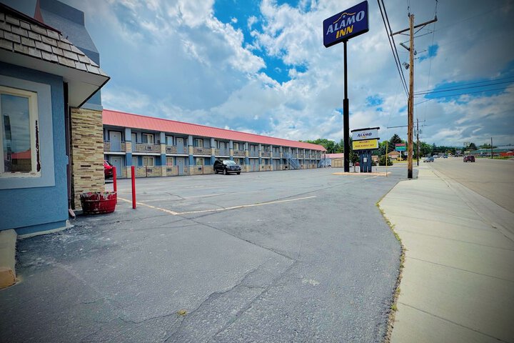 Hotel 2 of 24