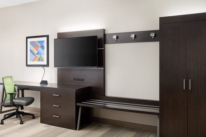 Holiday Inn Express & Suites Seymour by IHG