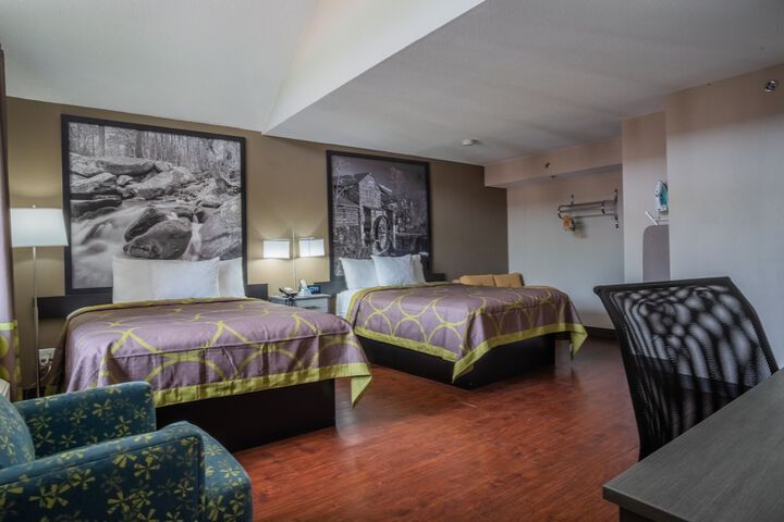 Room 17 of 35