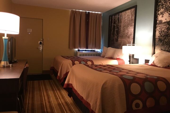Room 20 of 32