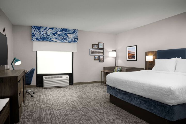 Room 26 of 42