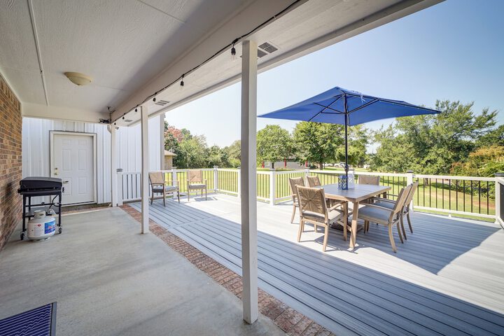 Eufaula Oasis w / Screened Porch: Unwind in Style!