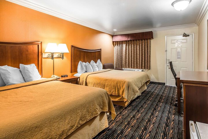 Room 37 of 49