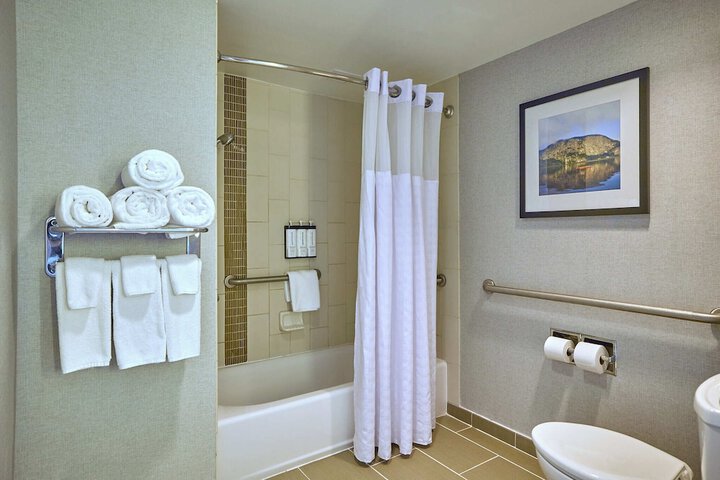 Hyatt Place Portland Downtown - Old Port Square