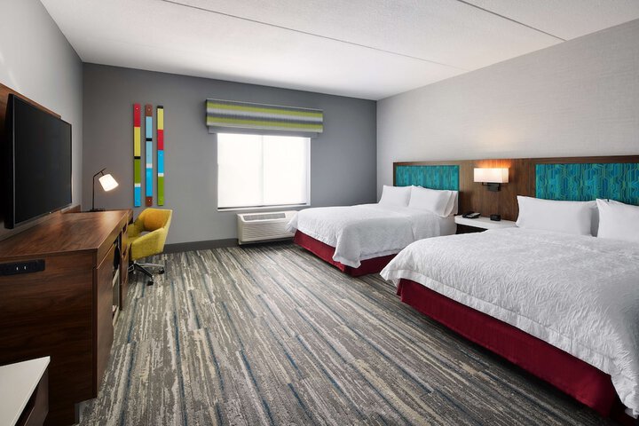 Room 28 of 34