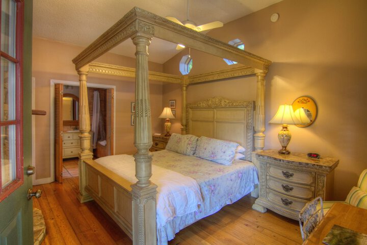 Florida House Inn