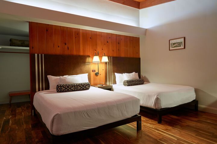 Room 16 of 21