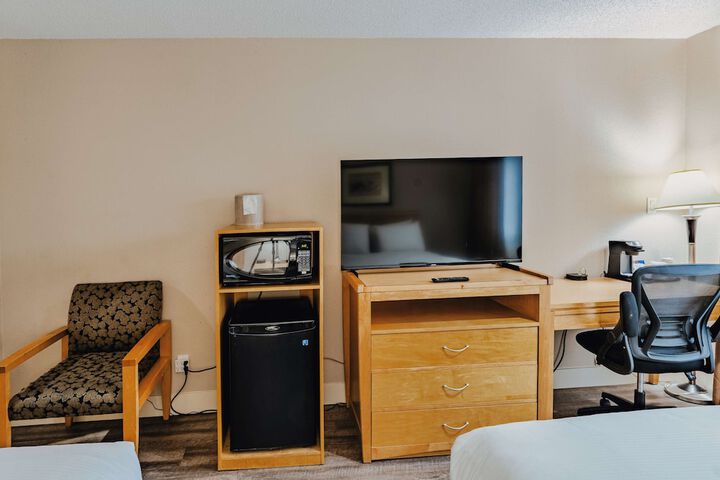 Room 43 of 71
