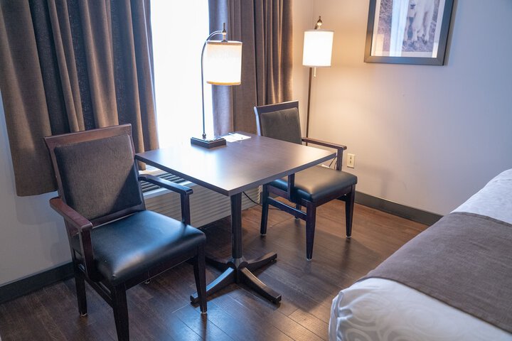 Room 48 of 113