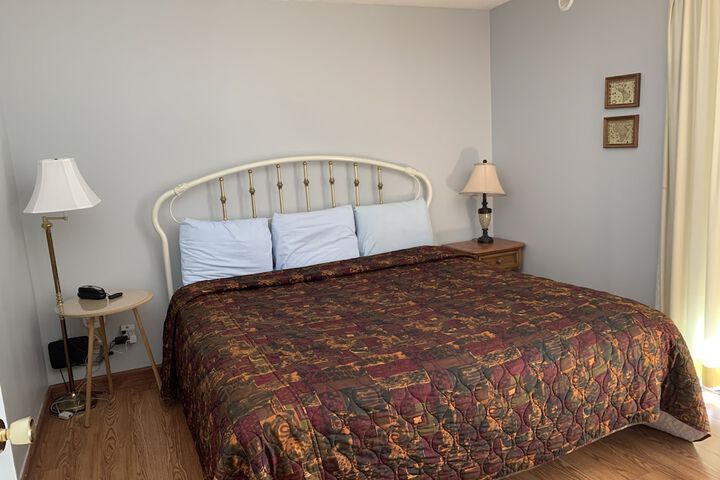 Room 123 of 165