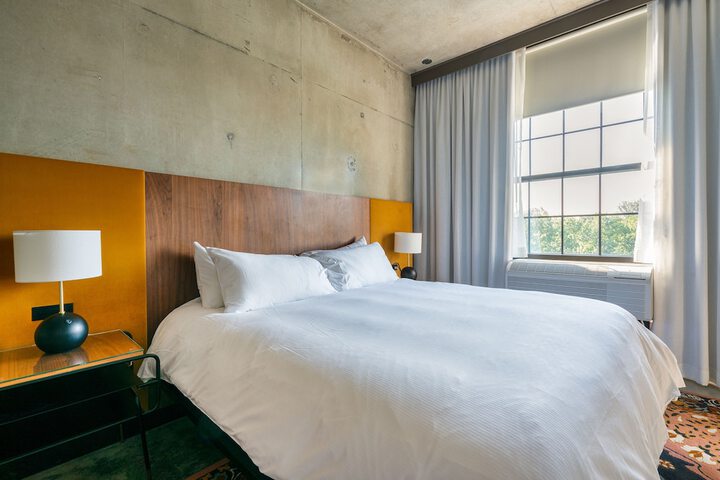 The Loom Hotel Tapestry Collection by Hilton