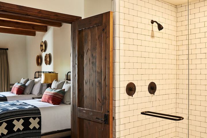 Bishops Lodge Auberge Collection