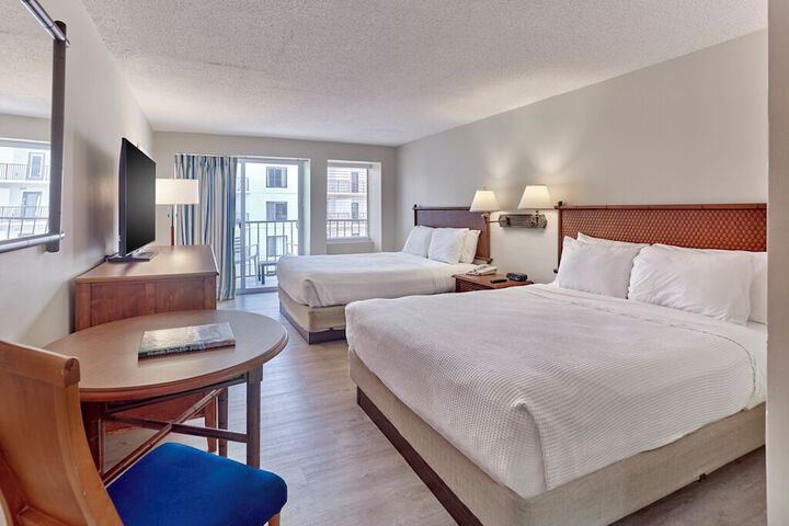 Henlopen Oceanfront Hotel