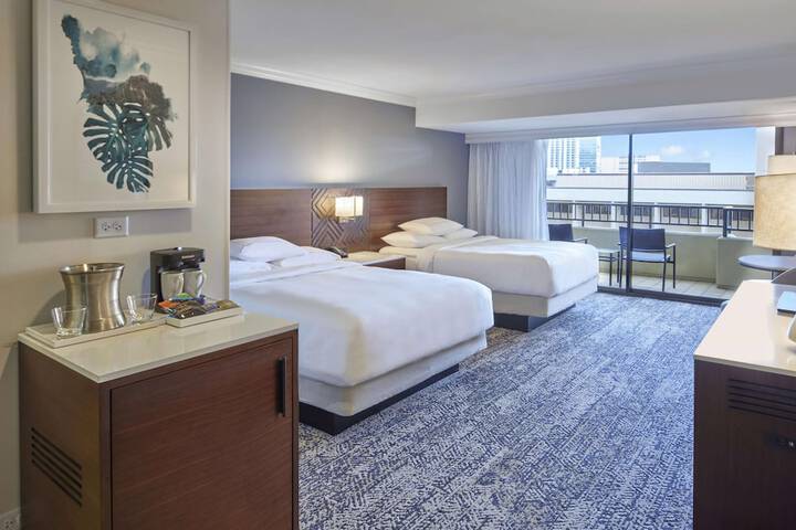 Hilton Hawaiian Village Waikiki Beach Resort