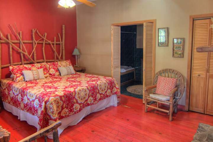 Florida House Inn