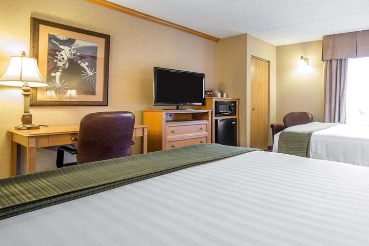 Room 17 of 36