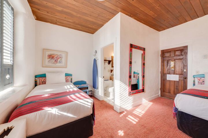 Room 47 of 58