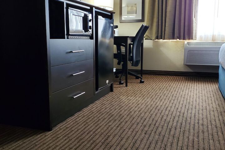 Room 19 of 50