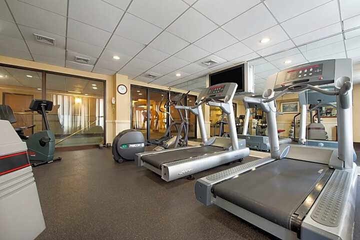 Wyndham Garden Newark Airport