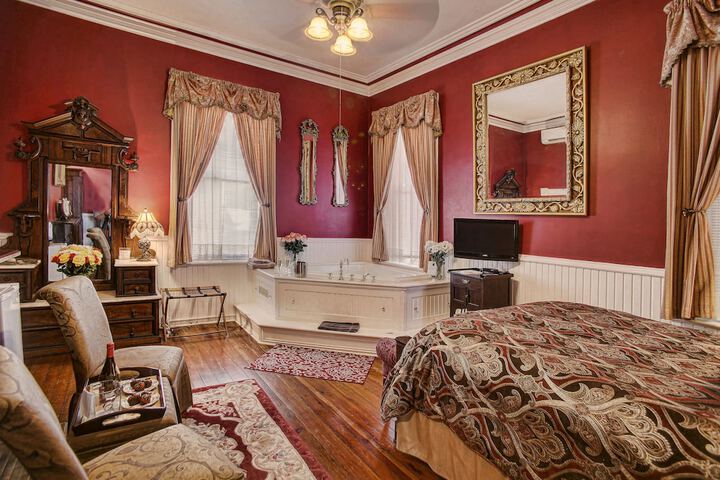 Room 93 of 162