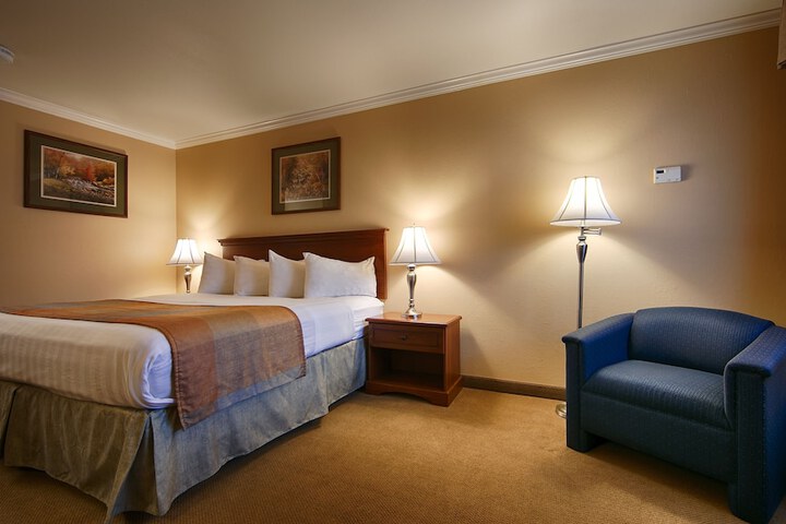 Room 18 of 33
