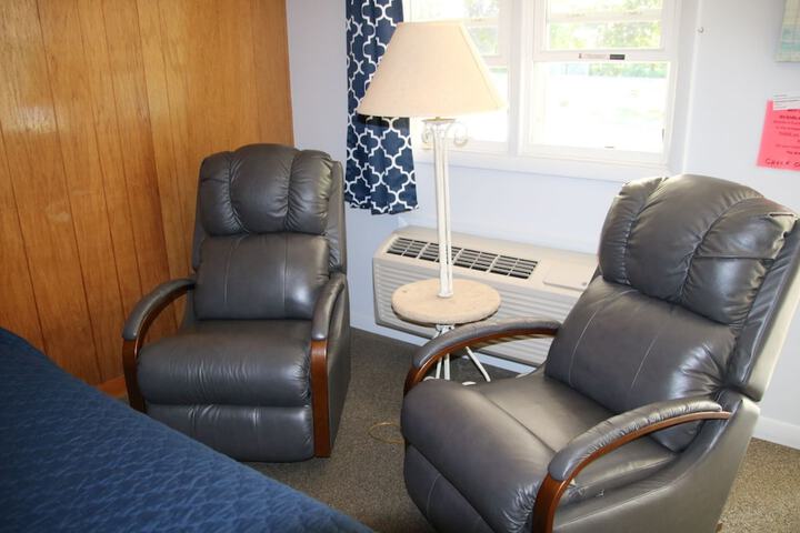 Room 19 of 123