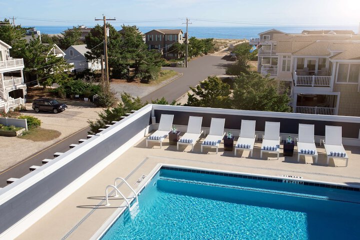 Pool 4 of 45