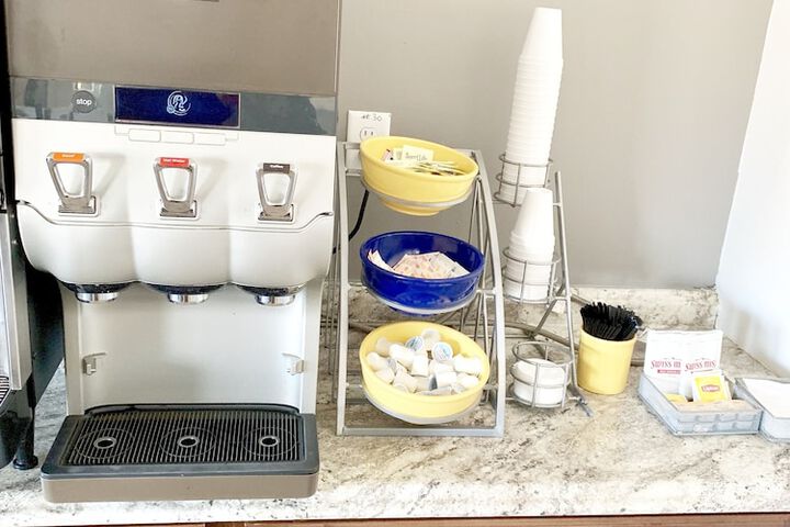 Breakfast/Coffee Service 50 of 55