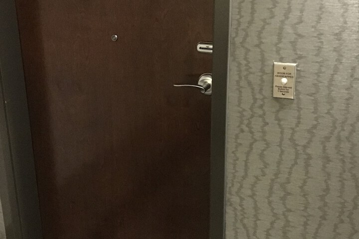 Room 17 of 36