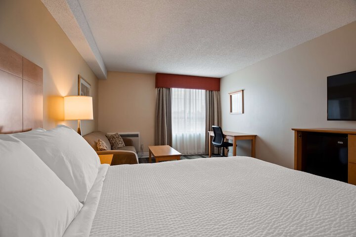 Room 15 of 24