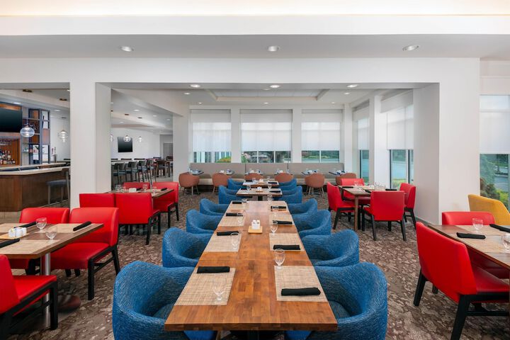 Hilton Garden Inn Wayne