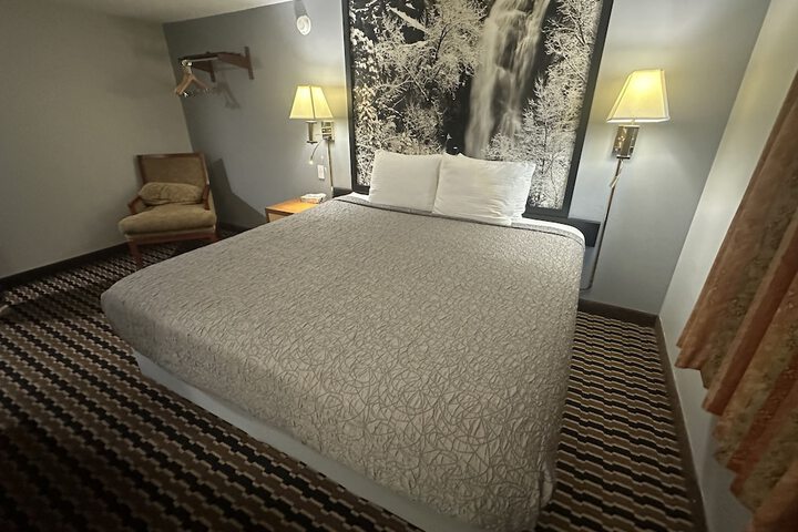 Room 21 of 25