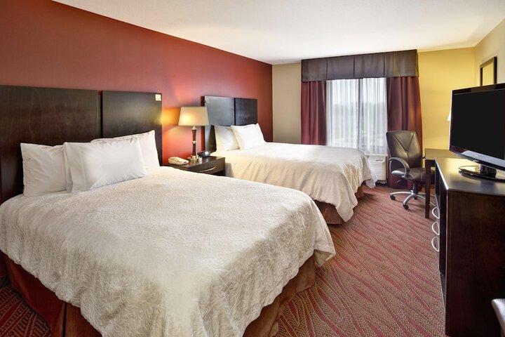 Room 7 of 18