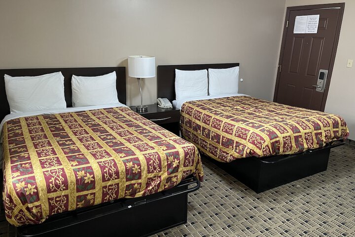 Room 28 of 46
