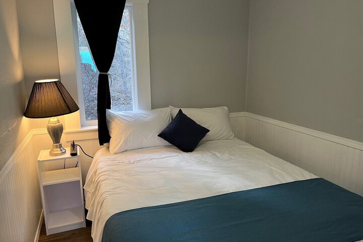 Room 58 of 86