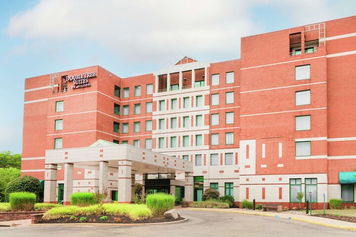 Hotel 2 of 67