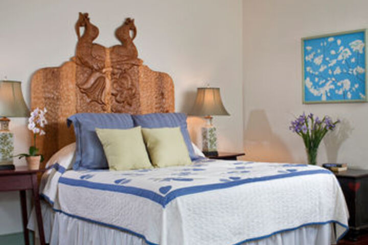 Historic Smithton Inn