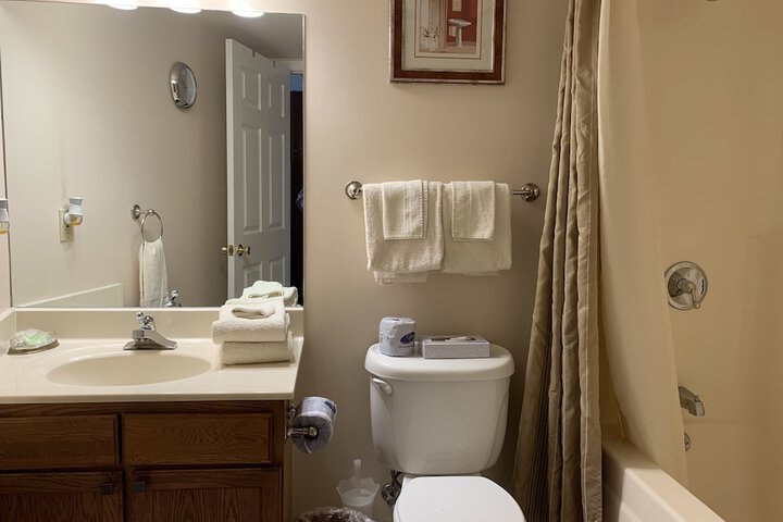 Room 186 of 214