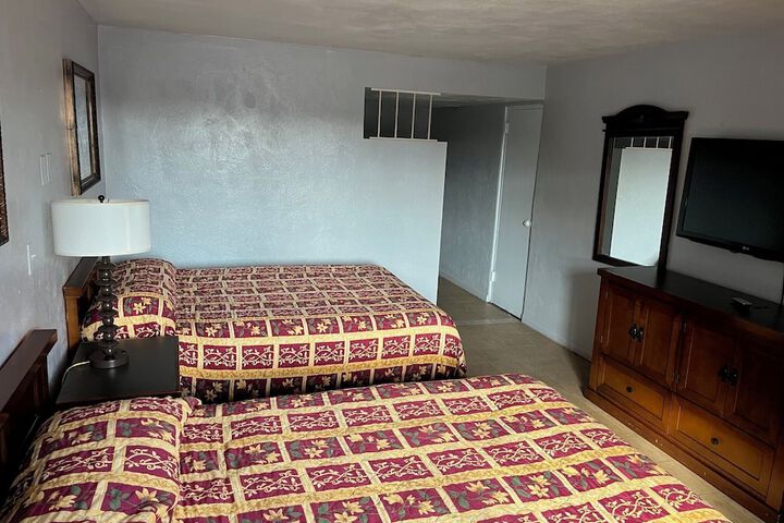 8th Street Motel