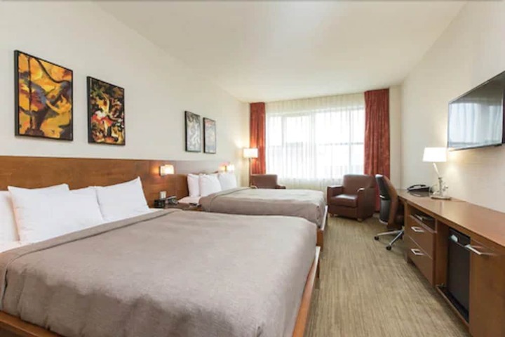 Room 35 of 67
